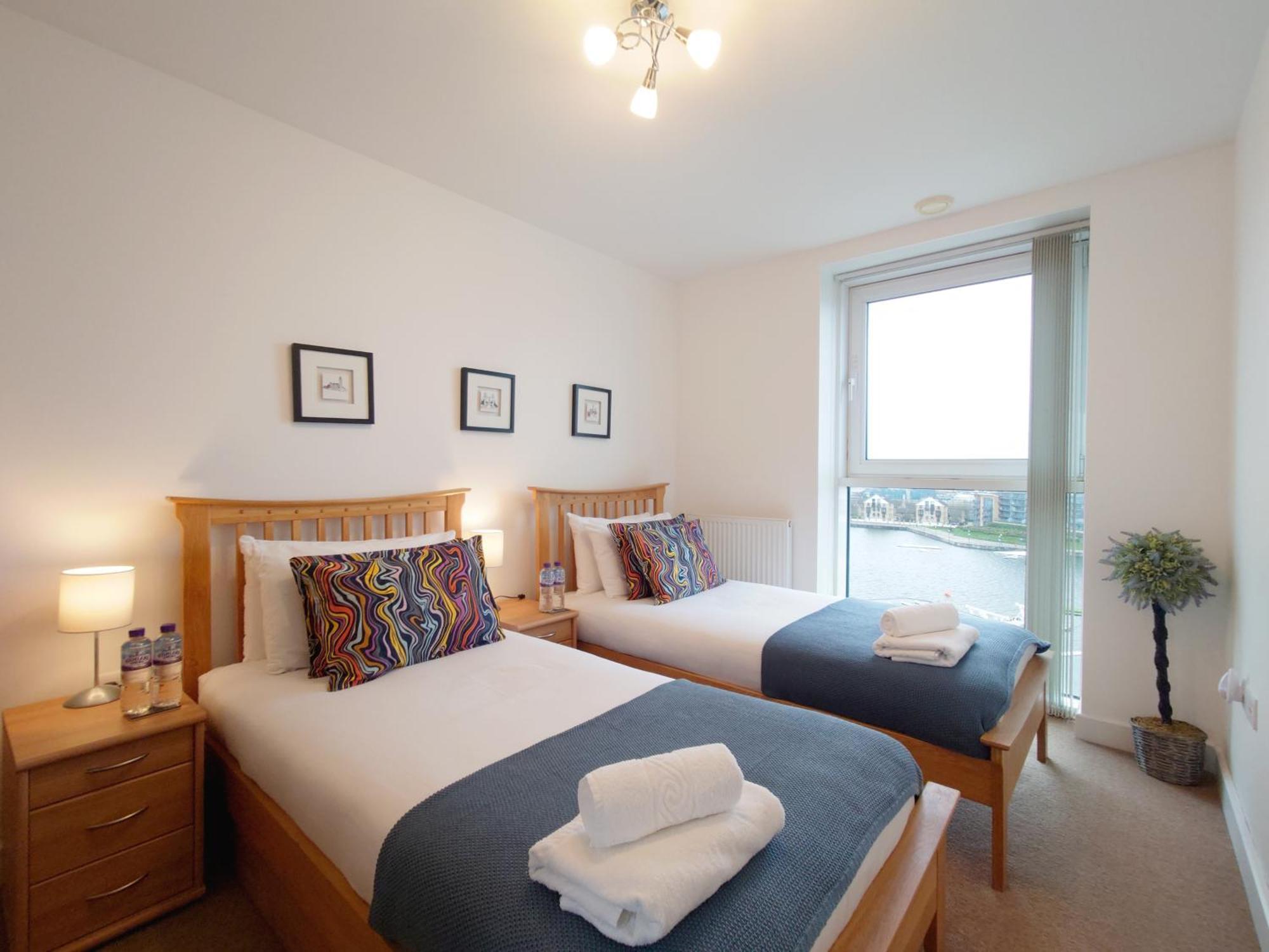 London Excel Stays - Three Bed Serviced Apartment Zewnętrze zdjęcie