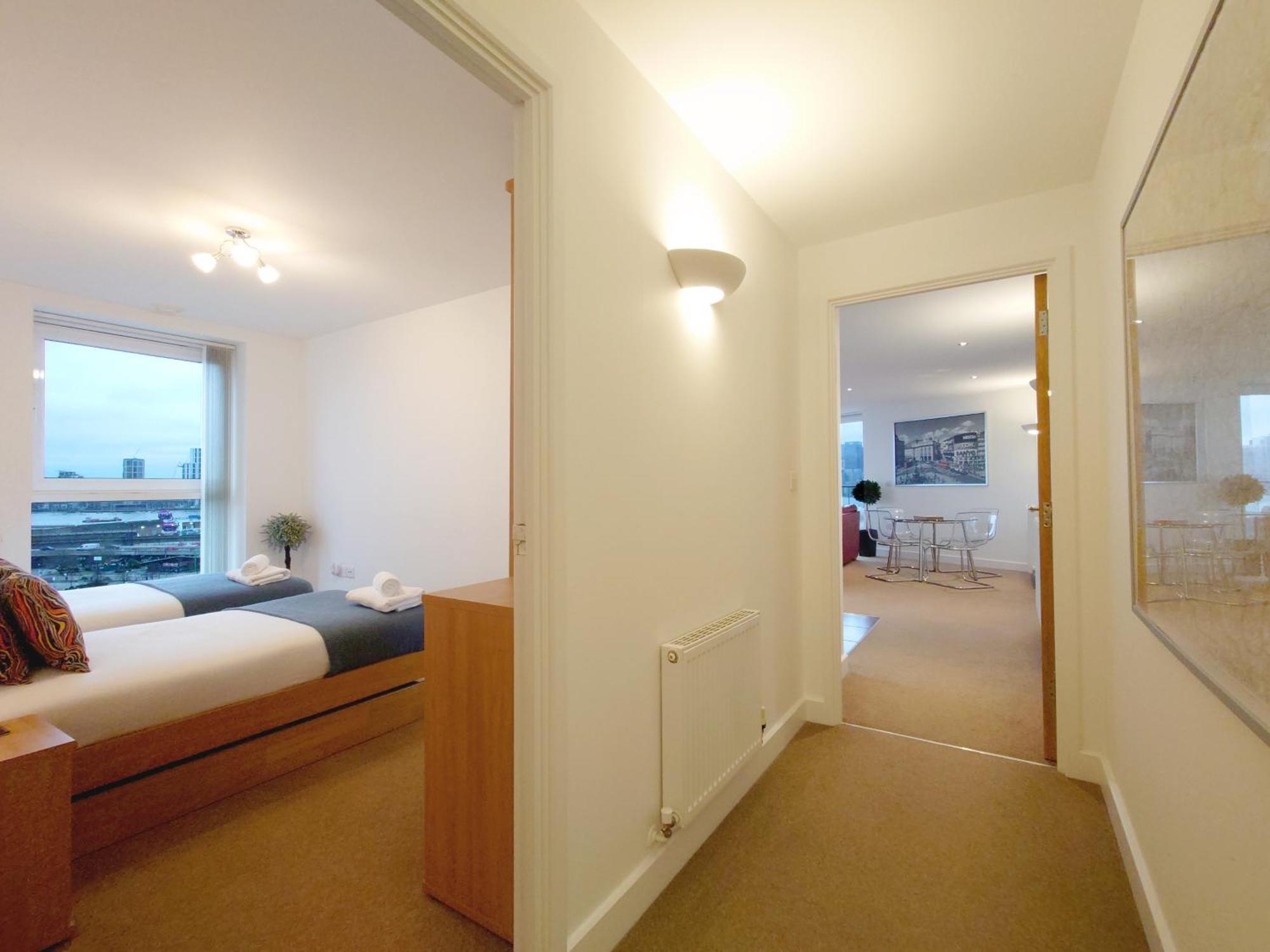 London Excel Stays - Three Bed Serviced Apartment Zewnętrze zdjęcie