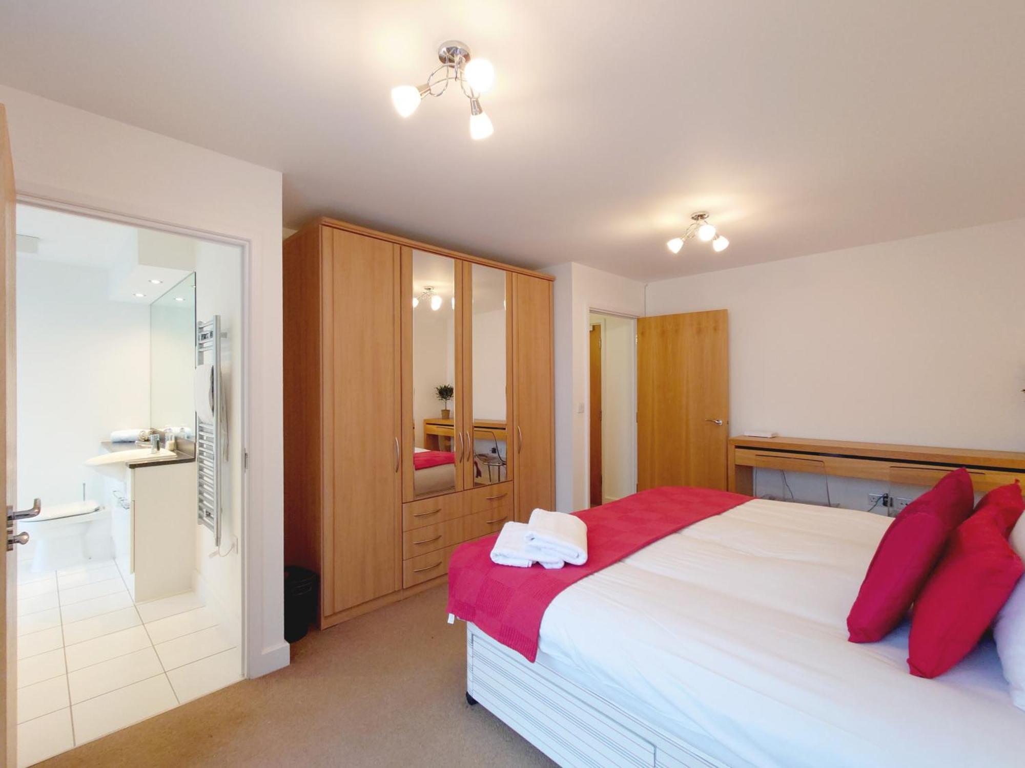 London Excel Stays - Three Bed Serviced Apartment Zewnętrze zdjęcie
