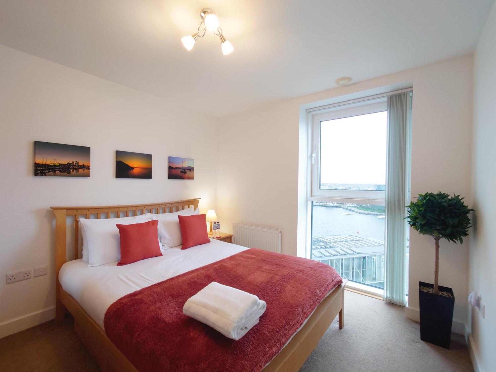 London Excel Stays - Three Bed Serviced Apartment Zewnętrze zdjęcie